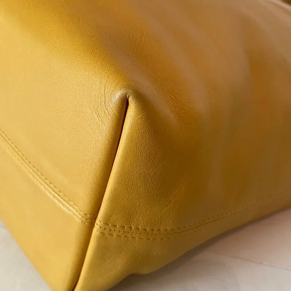 Coach Vintage Soho Lafayette 4140 Shoulder Tote Bag Chamois Yellow Leather - Picture 15 of 16